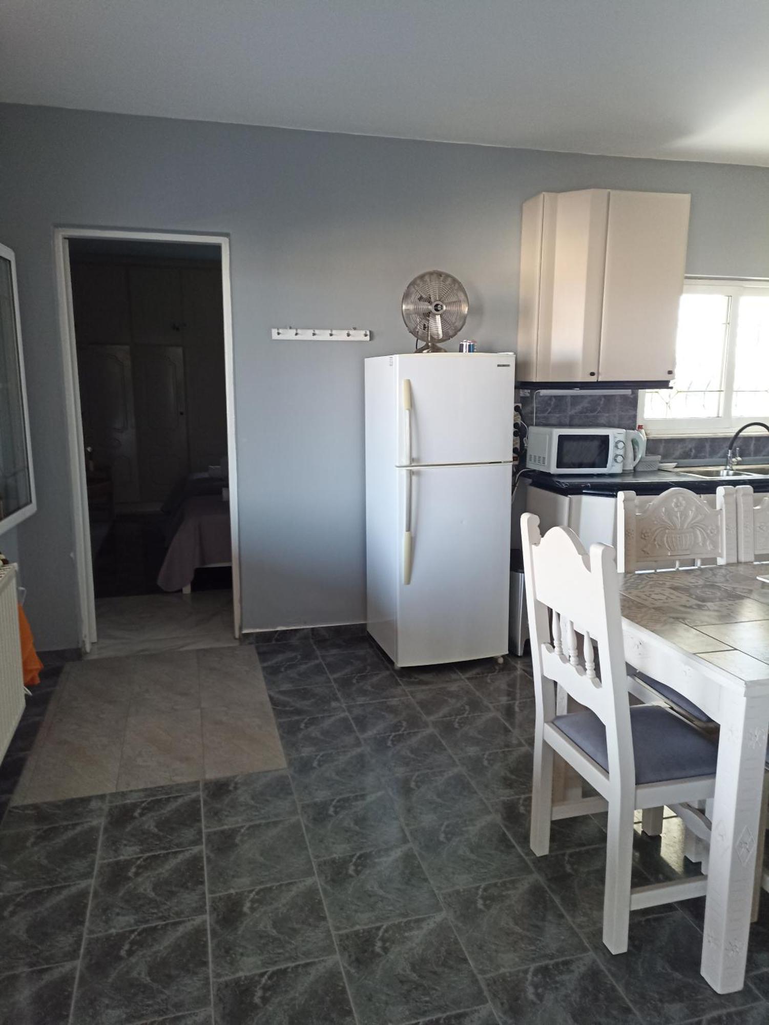 Seven Seas Apartments Artemida  Phòng bức ảnh