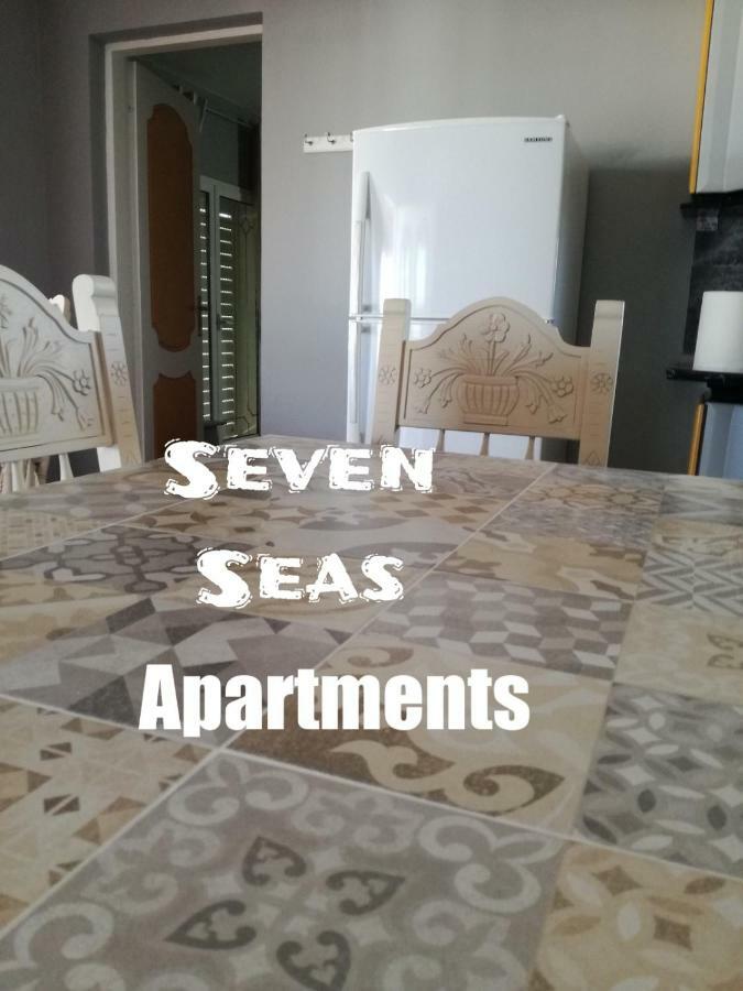 Seven Seas Apartments Artemida  Ngoại thất bức ảnh